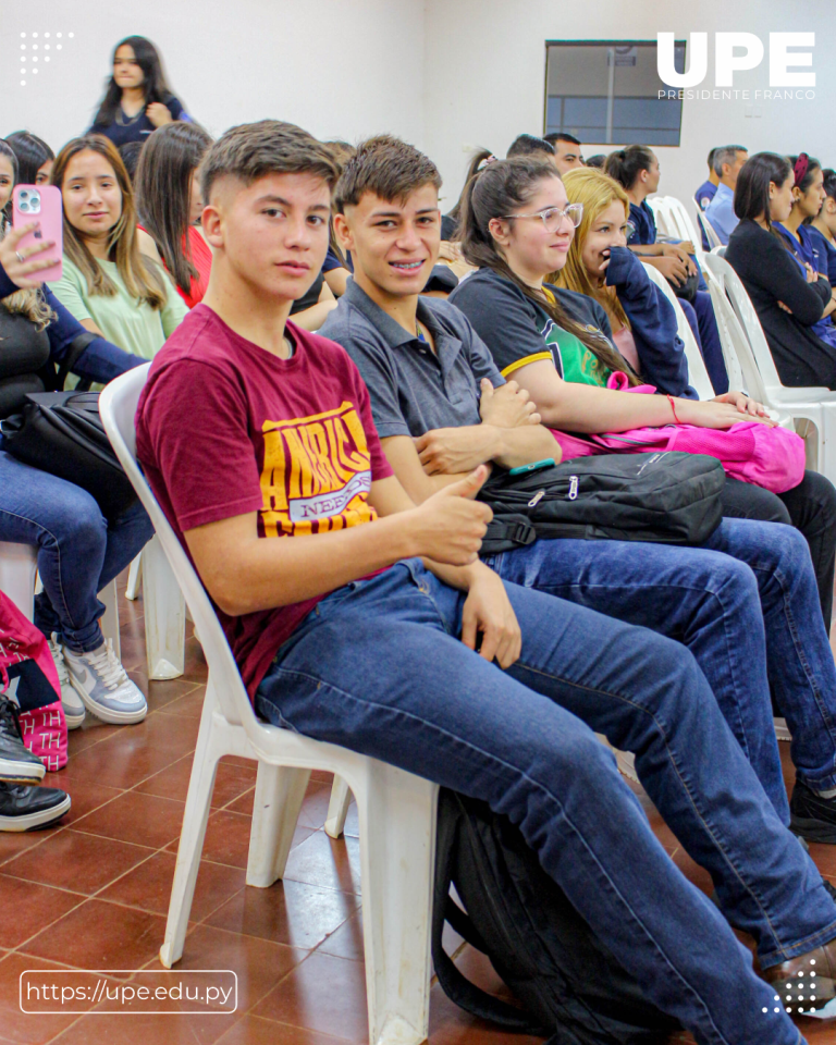 Misa en la UPE: Celebración Eucarística y Viacrucis 